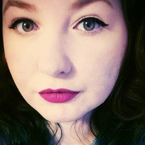 Meet your Posher, Jillian